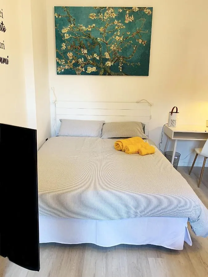 Casa Di Arianna In Centro Storico A Vimercate Apartamento